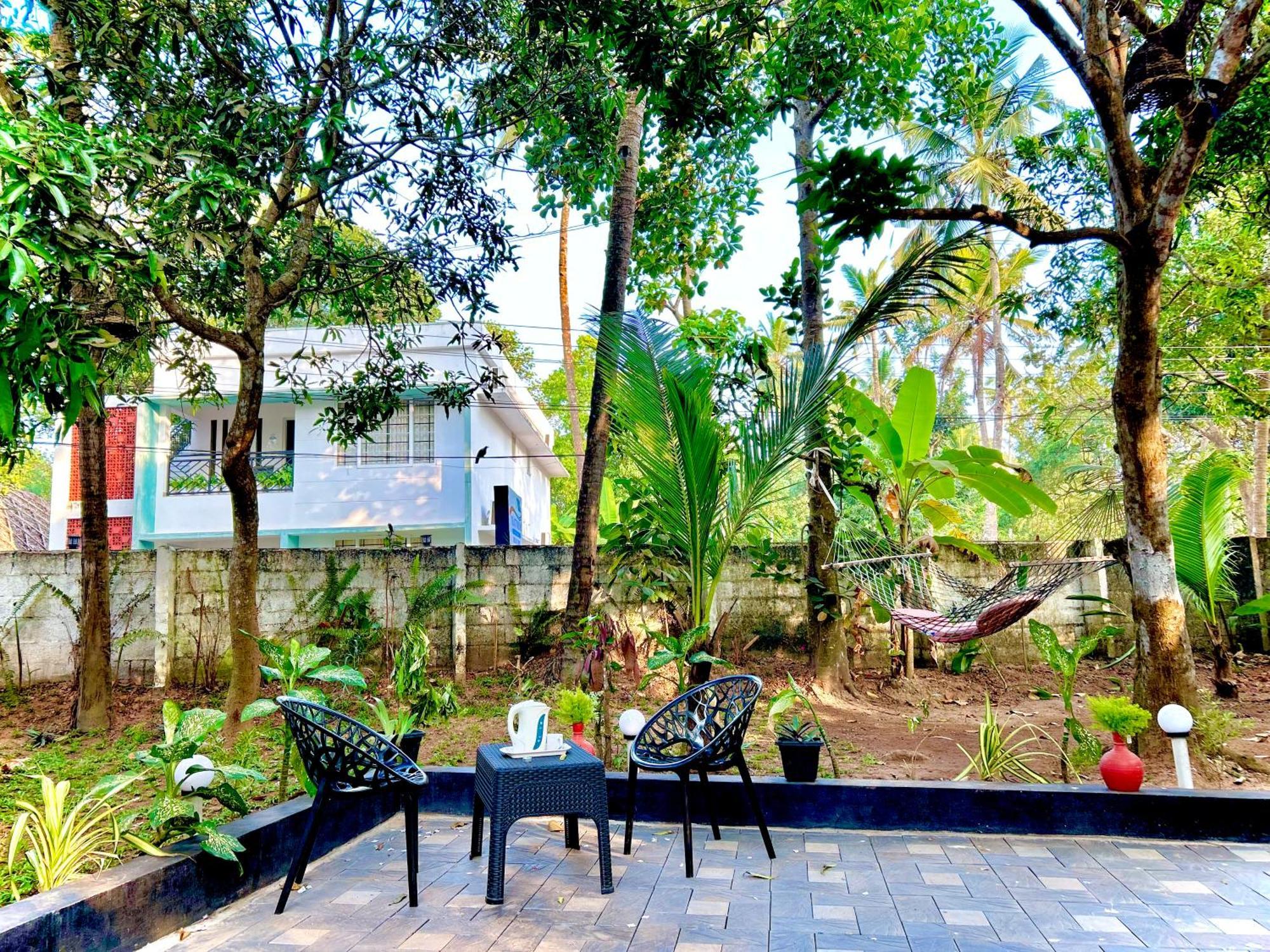 Cozy Nest Apartment Varkala Exterior photo
